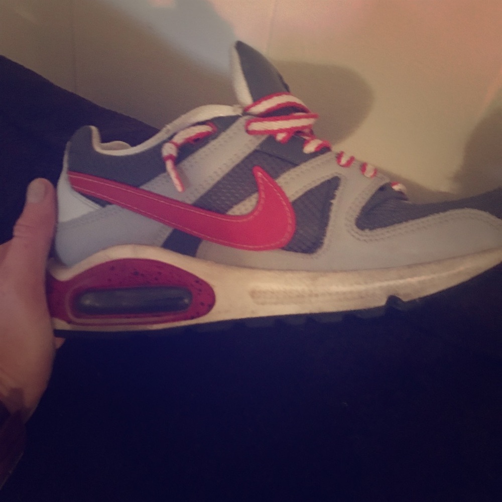 Nike airs